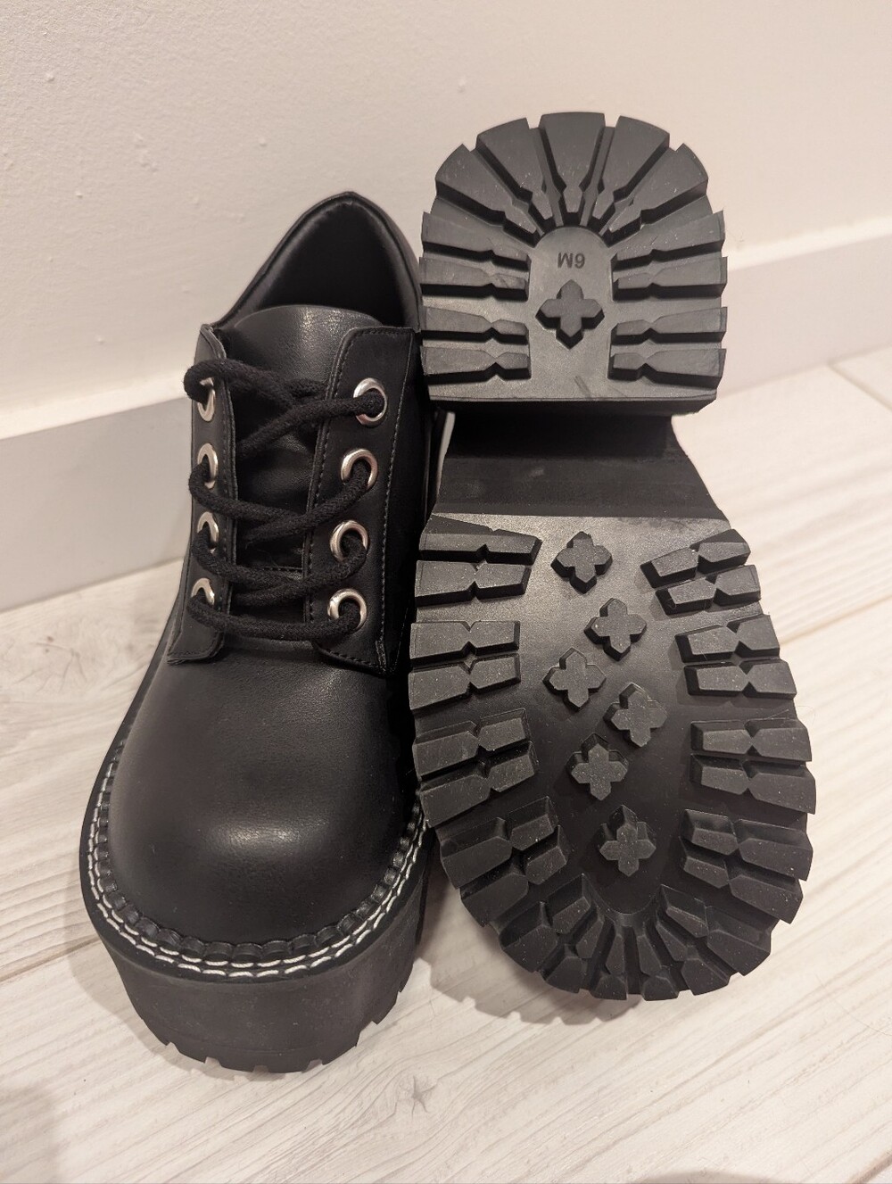 Delia's Black Platform Lace-Up Chunky Oxford Shoes - Picture 6 of 6